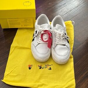 Off-White Kids White Sneakers
